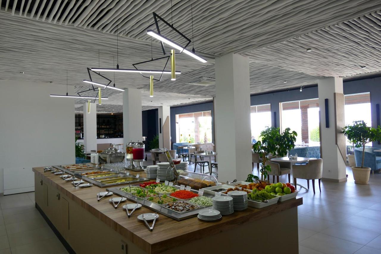 Aquamarine Family Club Hotel กากรา ภายนอก รูปภาพ